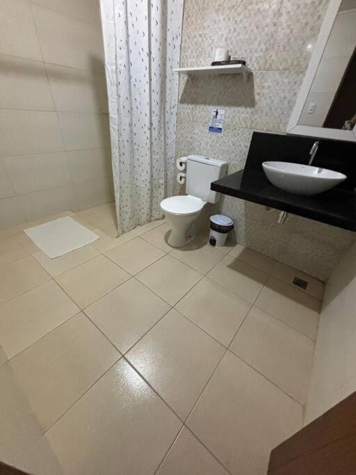 Ampla Casa De 3 Quartos Com Piscina 度假居