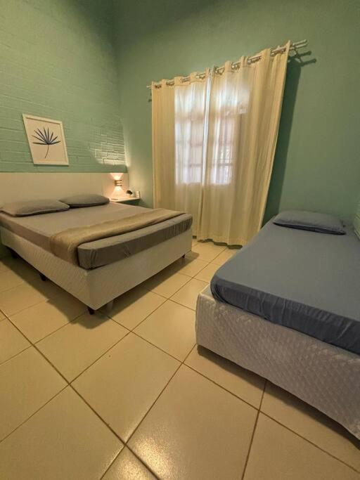 度假居 Ampla Casa De 3 Quartos Com Piscina *