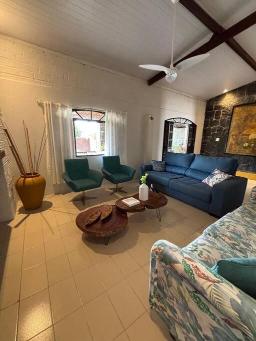 Ampla Casa De 3 Quartos Com Piscina 度假居