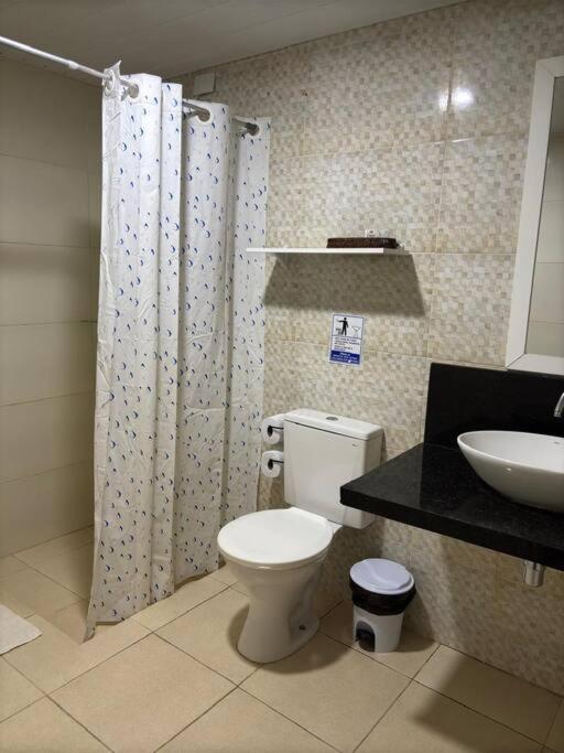 度假居 Ampla Casa De 3 Quartos Com Piscina